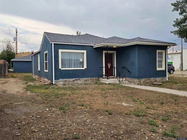 $174,000 | 1012 Pulliam Avenue, Worland, WY 82401