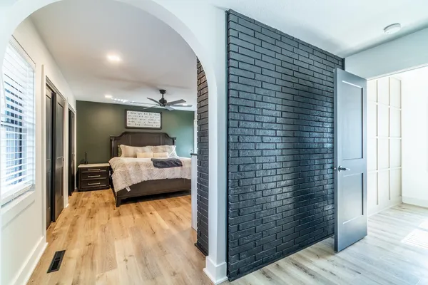 $439,900 | 1319 Pine Mills Court, Fort Wayne, IN 46845