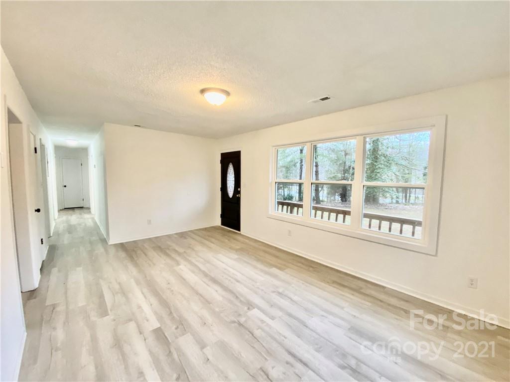 558 Quail Road Lexington, NC 27292 - Photo 10 of 27 Gallery Image 10