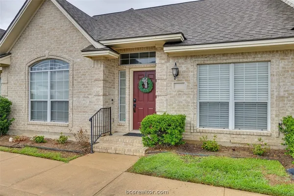 $234,333 | 115 Fraternity Row, College Station, TX 77845