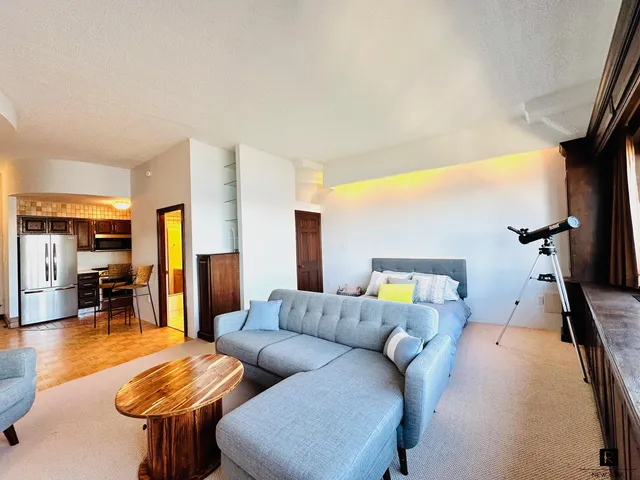 $320,000 | 10 Bay Street Landing, Unit 5B | Tompkinsville