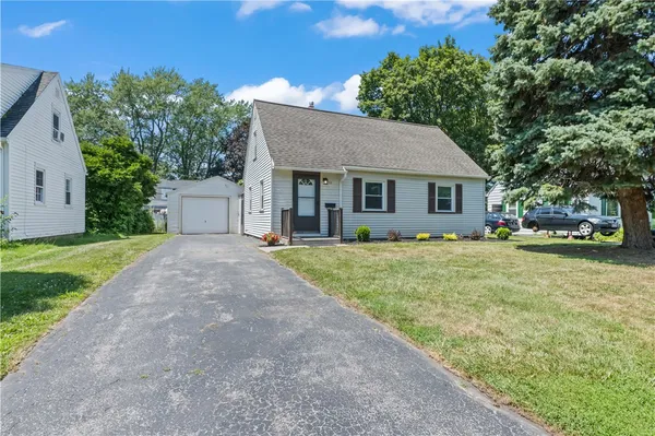 $159,900 | 153 Greenfield Road, Greece, NY 14626
