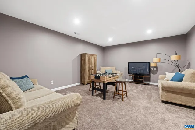 a view of a dinning tables and chairs in patio