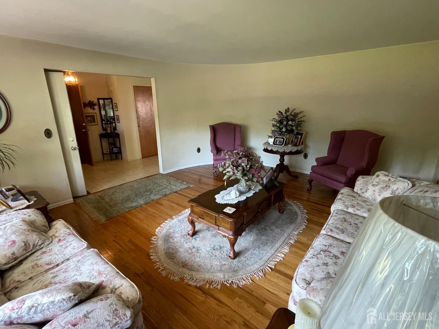5 Weller Road Milltown, NJ 08850 - Photo 10 of 30 Gallery Image 10