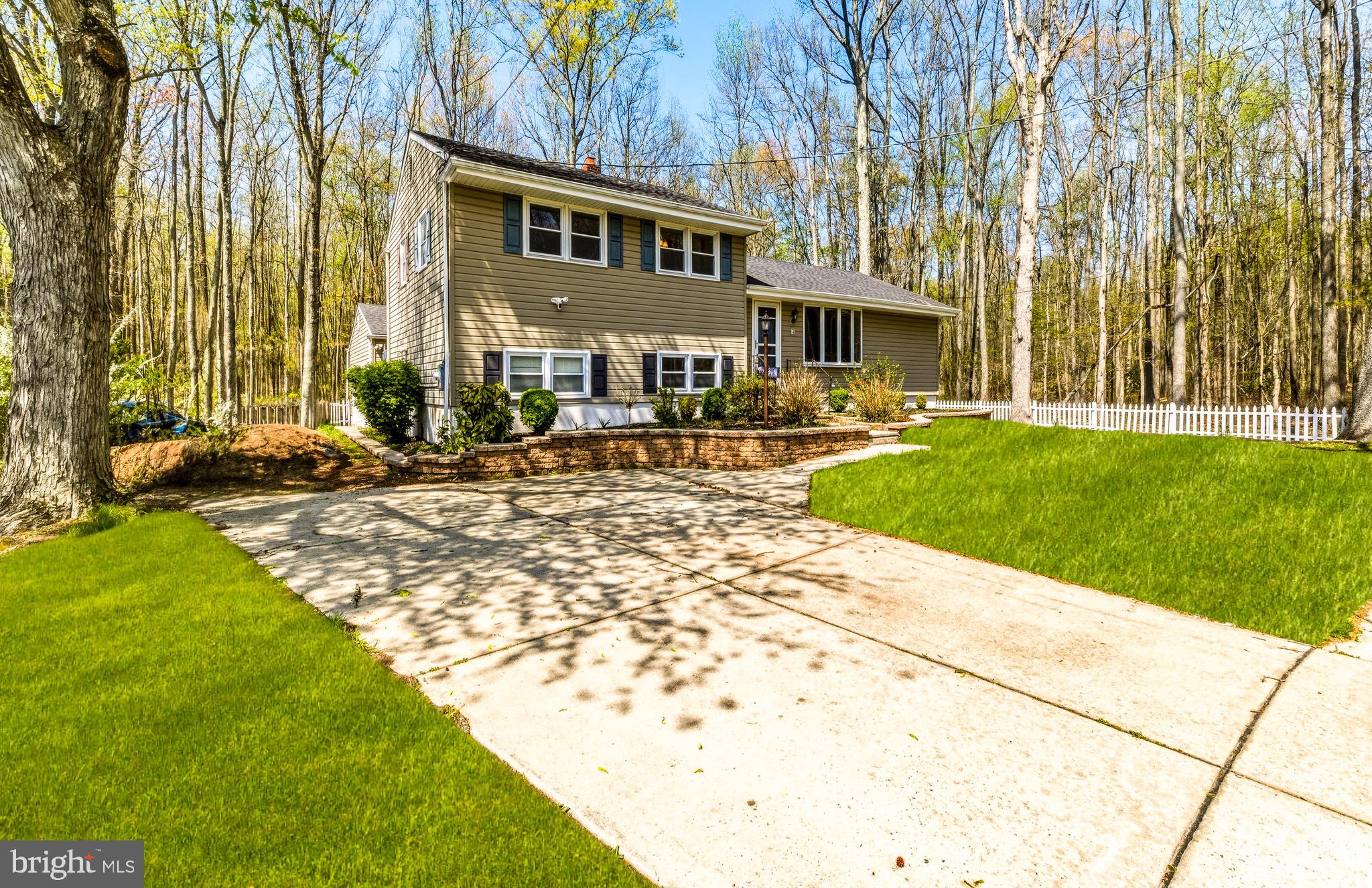 5 Windsor Road Gibbsboro, NJ 08026 - Photo 2 of 32