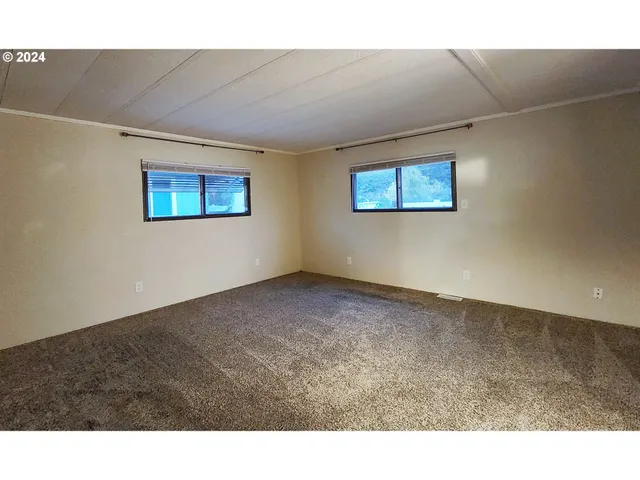 a black and white photo of a room