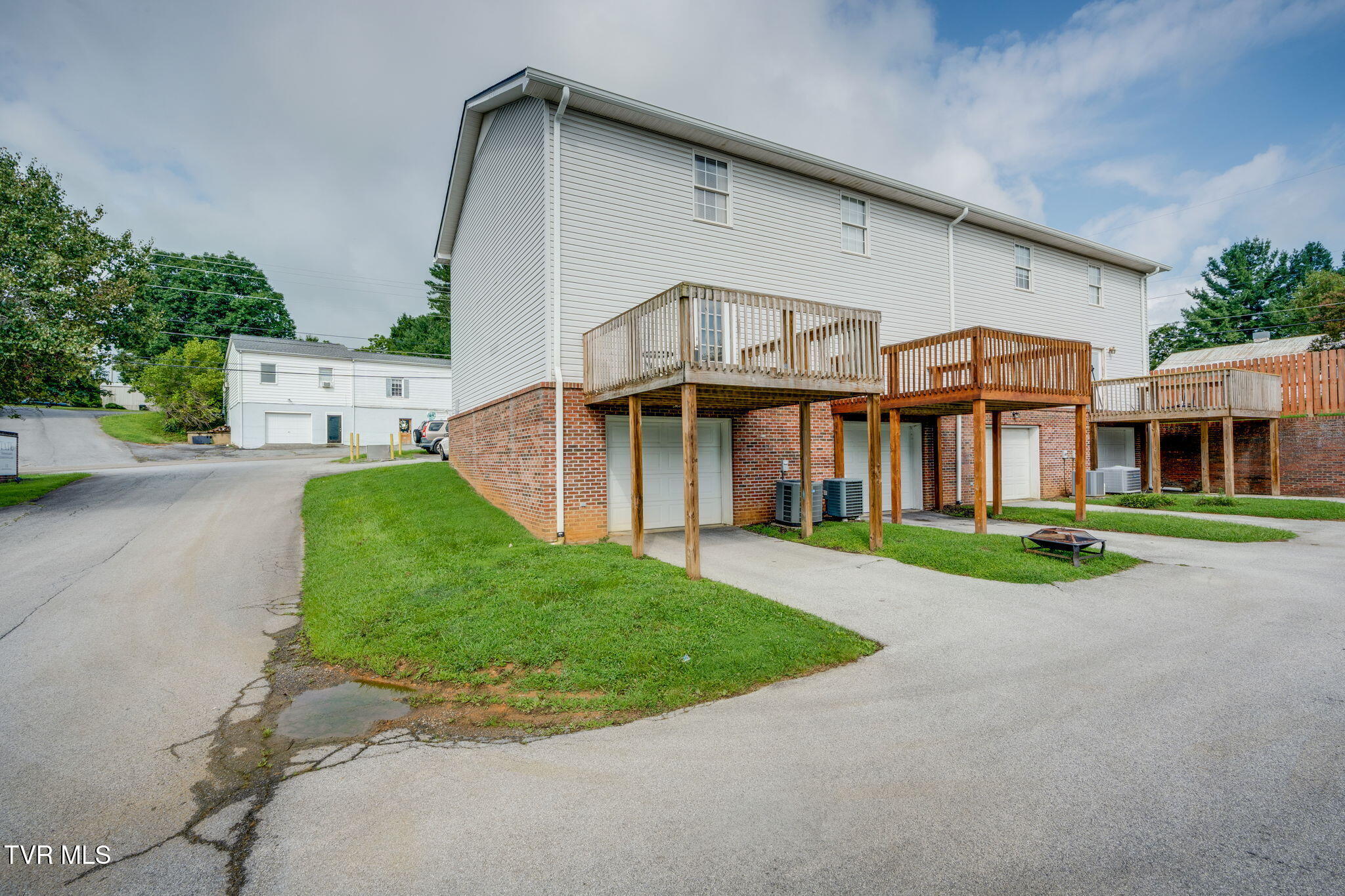 152 Gray Station Road, Unit 4 Gray, TN 37615 - Photo 23 of 31 022