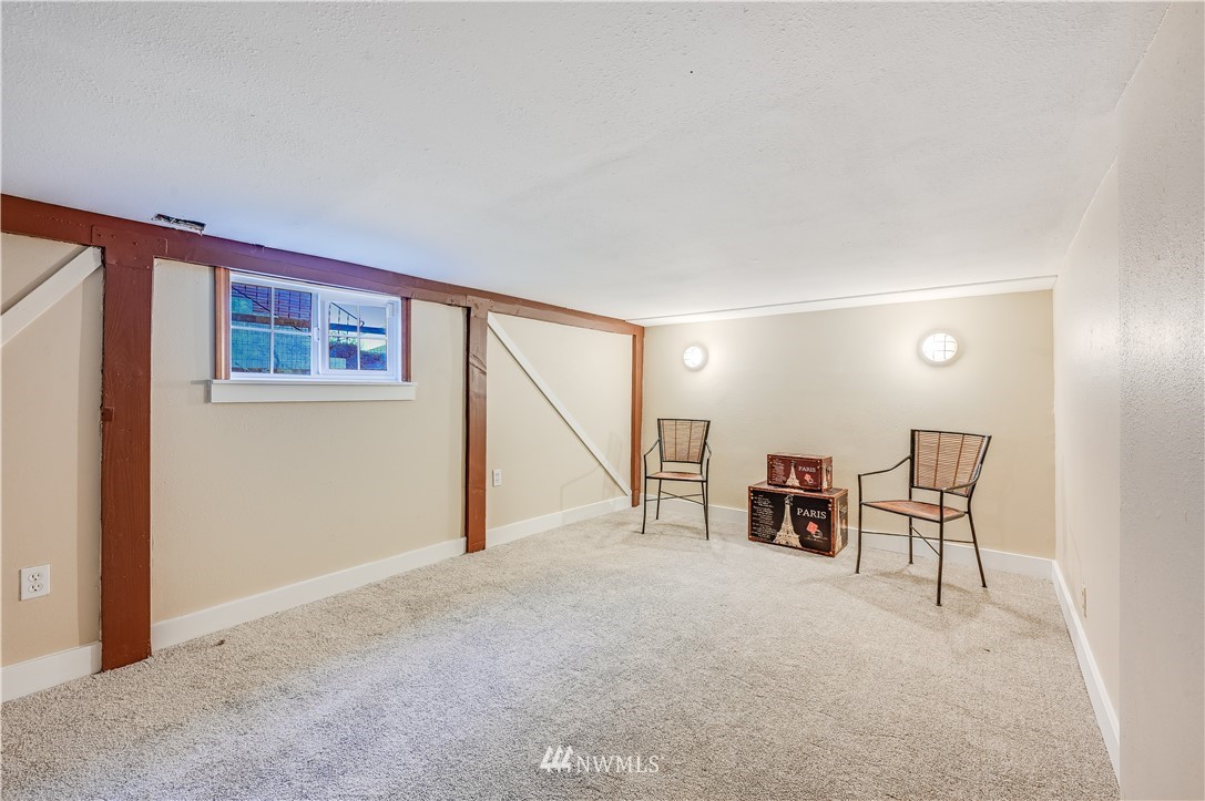 226 Meadow Avenue North Renton, WA 98057 - Photo 24 of 35 Gallery Image 24