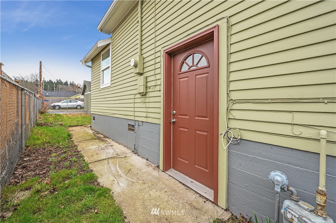 226 Meadow Avenue North Renton, WA 98057 - Photo 33 of 35 Gallery Image 33