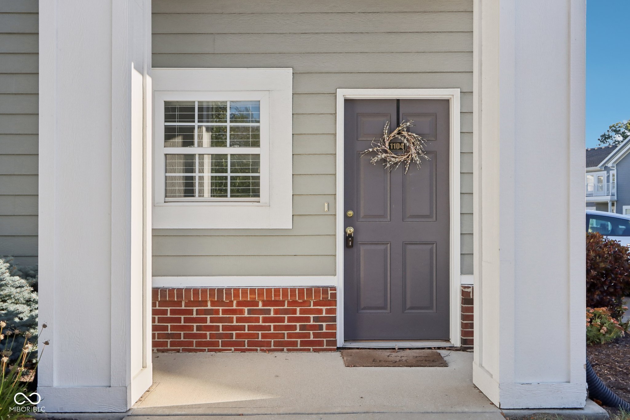 1104 Falcon Ridge Carmel, IN 46280 - Photo 3 of 47 Gallery Image 3