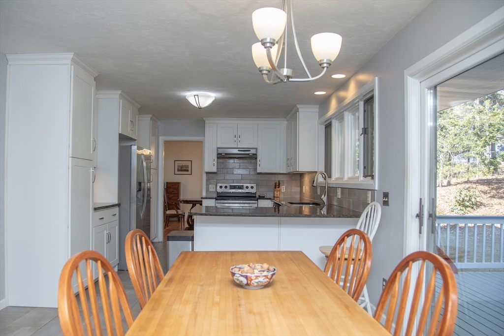 28 Woodlot Road Amherst, MA 01002 - Photo 12 of 40 Gallery Image 12