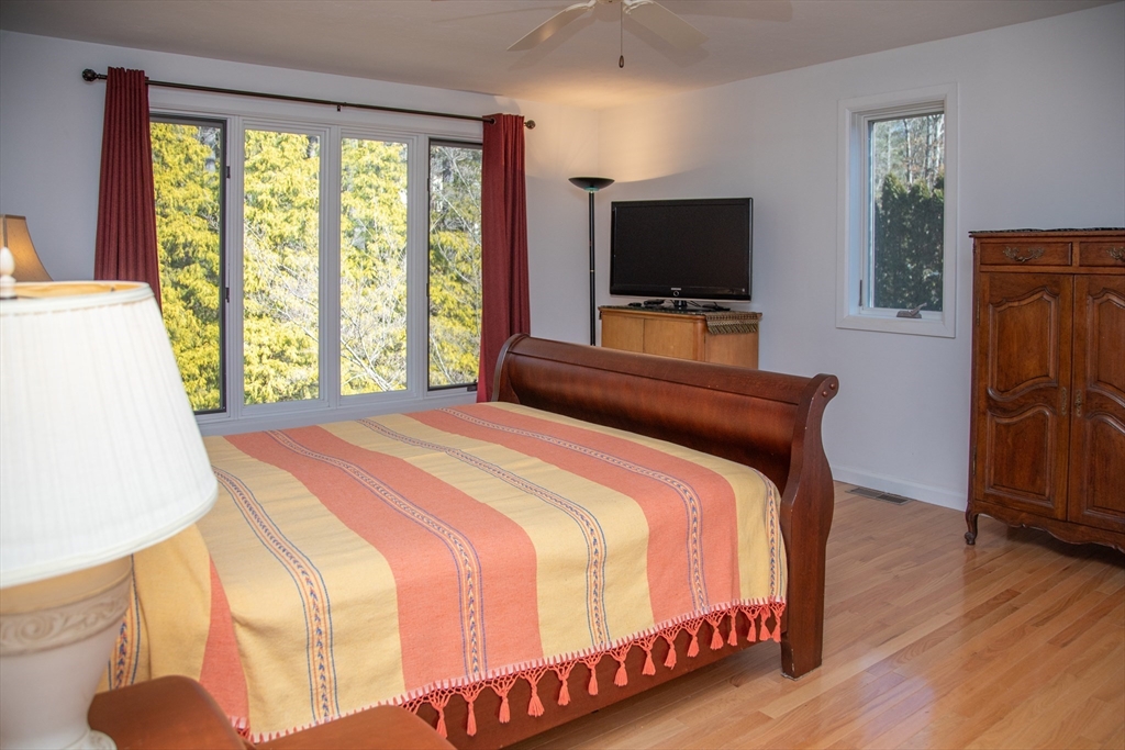 28 Woodlot Road Amherst, MA 01002 - Photo 25 of 40 Gallery Image 25