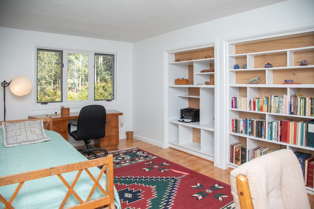 28 Woodlot Road Amherst, MA 01002 - Photo 33 of 40 Gallery Image 33