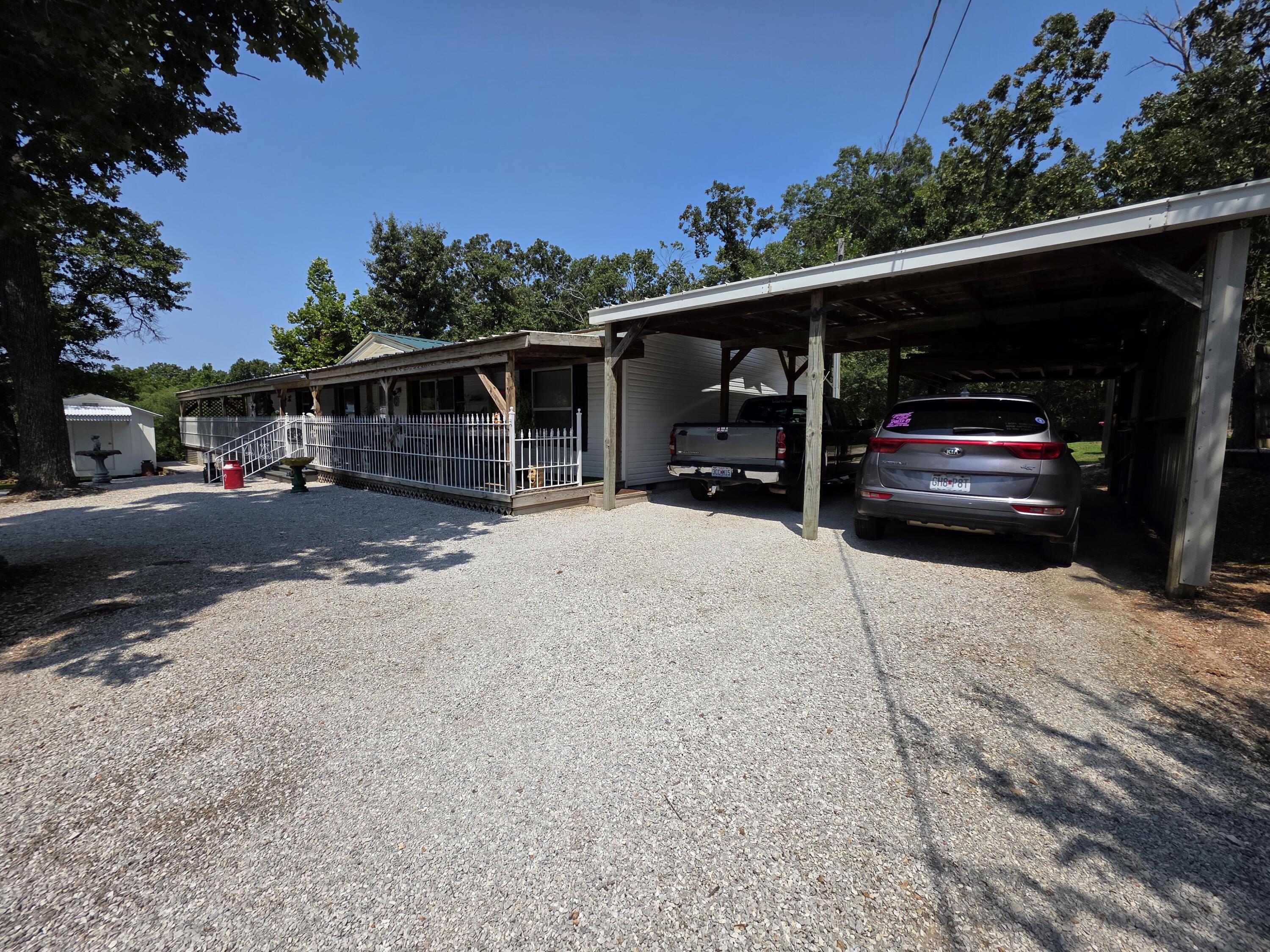 17664 Locust Road Neosho, MO 64850 - Photo 28 of 57 25016