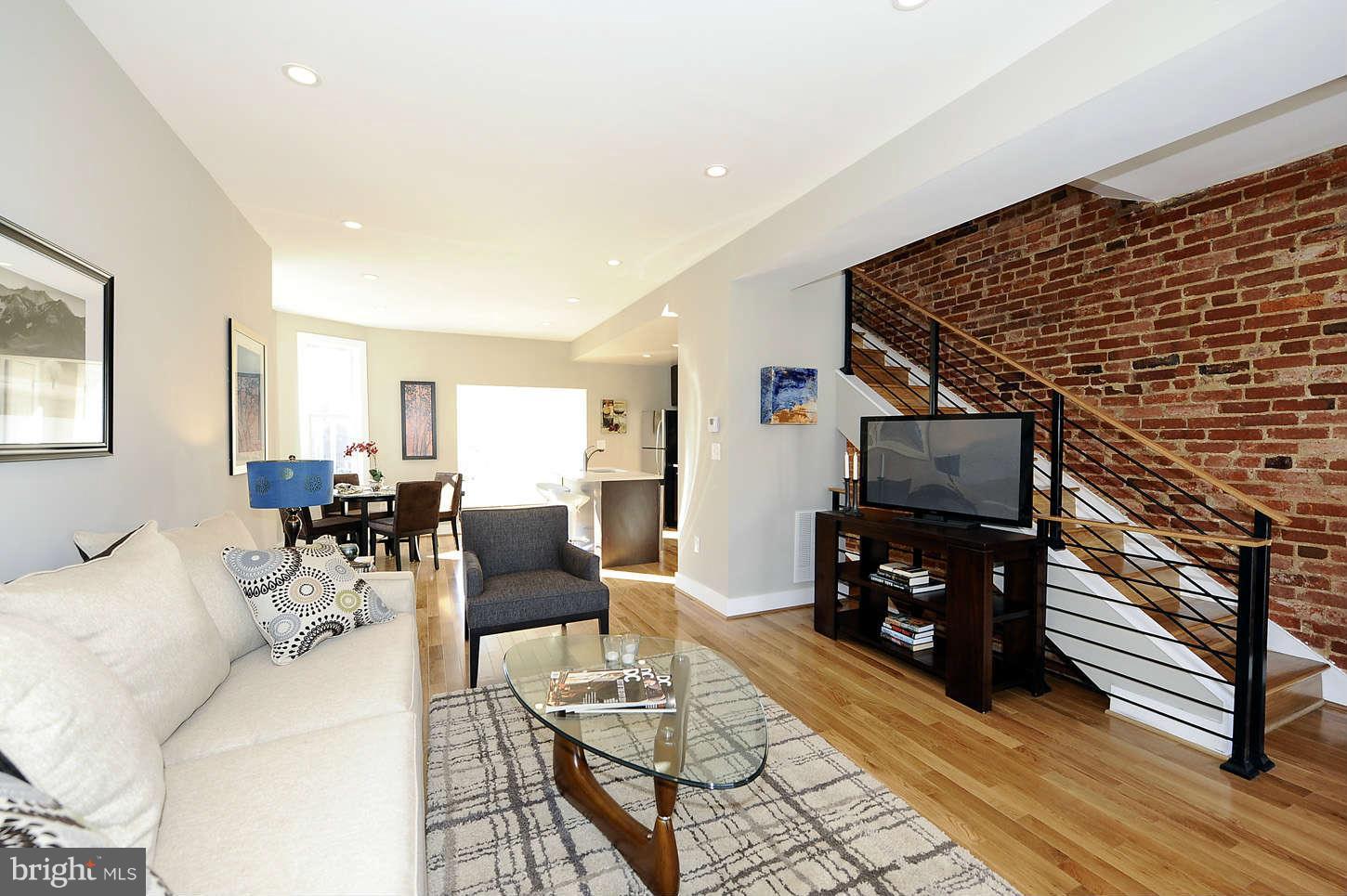 147 Quincy Place Northeast Washington, DC 20002 - Photo 3 of 28 Living Room