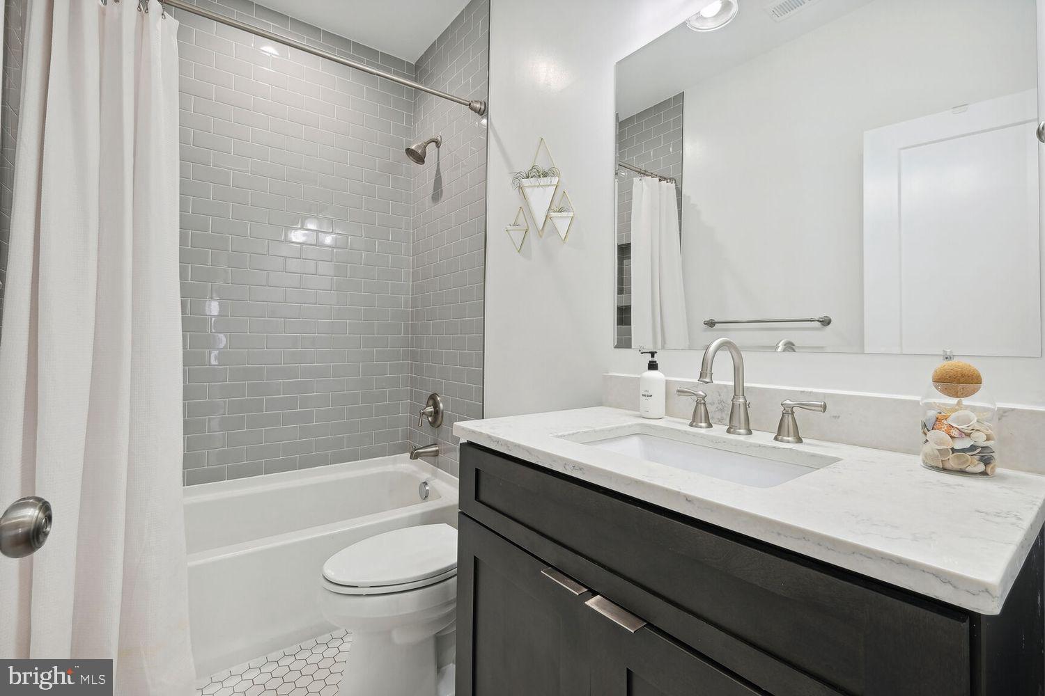 1915 Locust Grove Road Silver Spring, MD 20910 - Photo 18 of 30