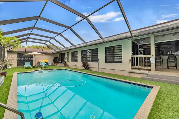 $1,770,000 | 7801 Southwest 170th Street, Palmetto Bay, FL 33157