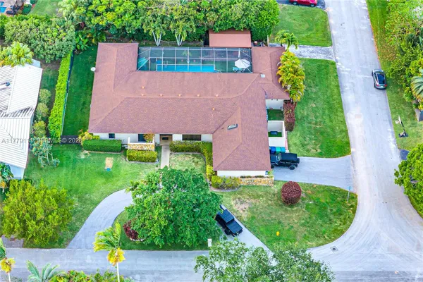 $1,770,000 | 7801 Southwest 170th Street, Palmetto Bay, FL 33157