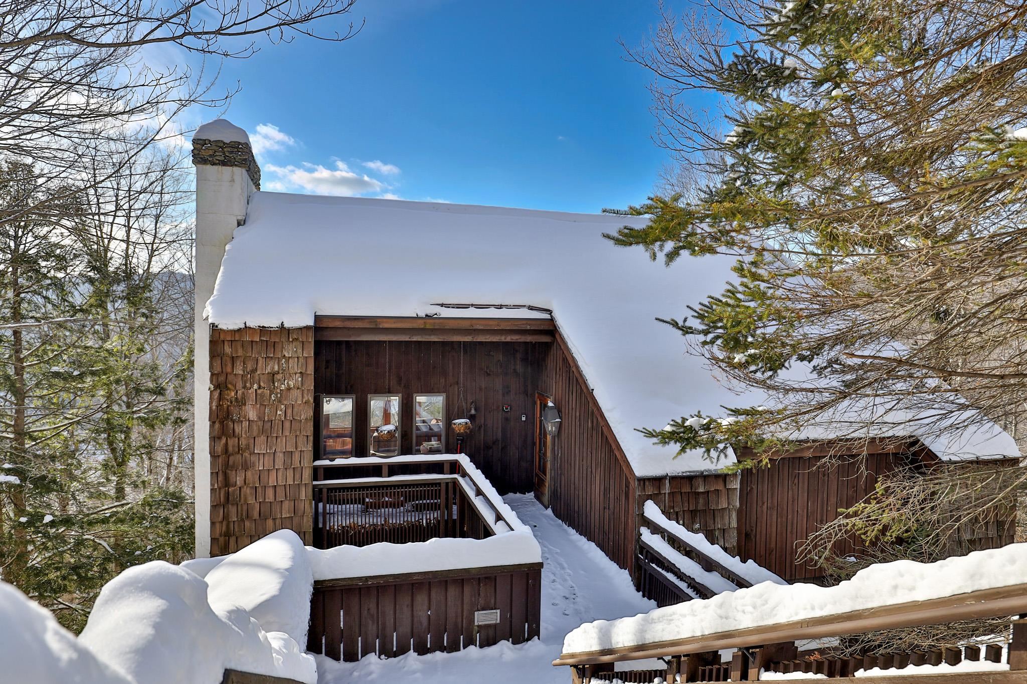 760 East Ash Road Plymouth, VT 05056 - Photo 2 of 9