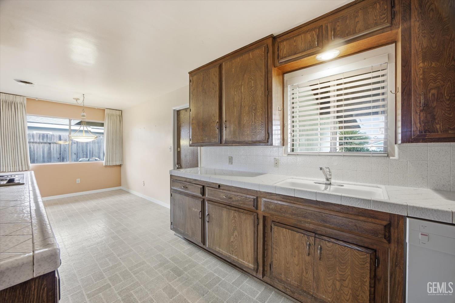 Undisclosed Address Bakersfield, CA 93309 - Photo 34 of 41