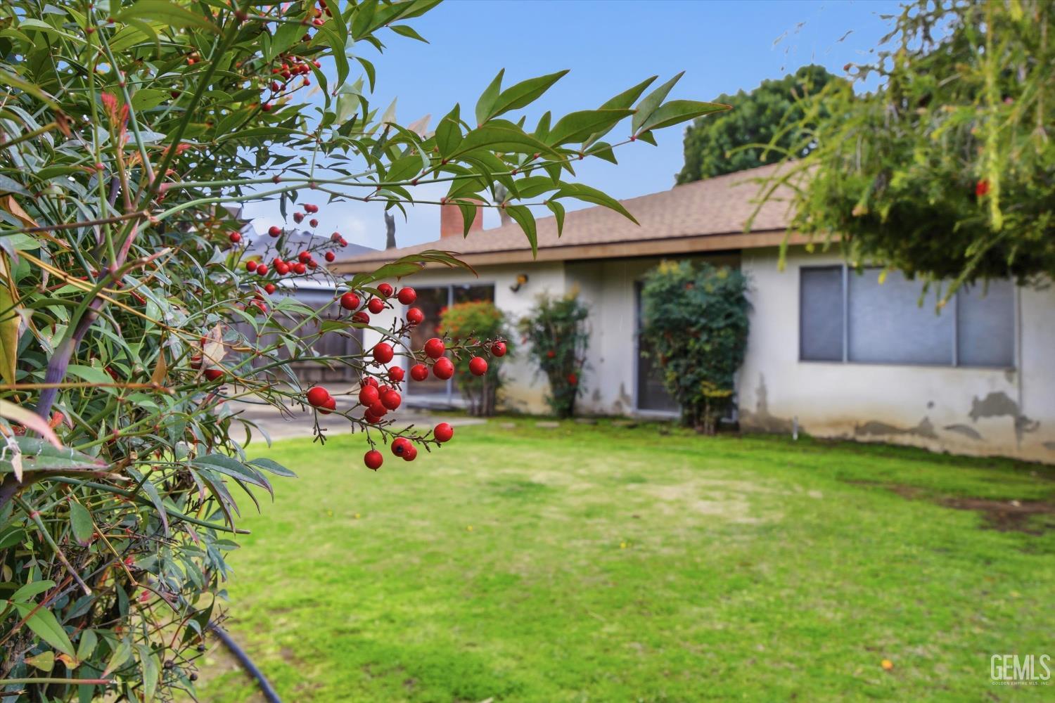 Undisclosed Address Bakersfield, CA 93309 - Photo 7 of 41