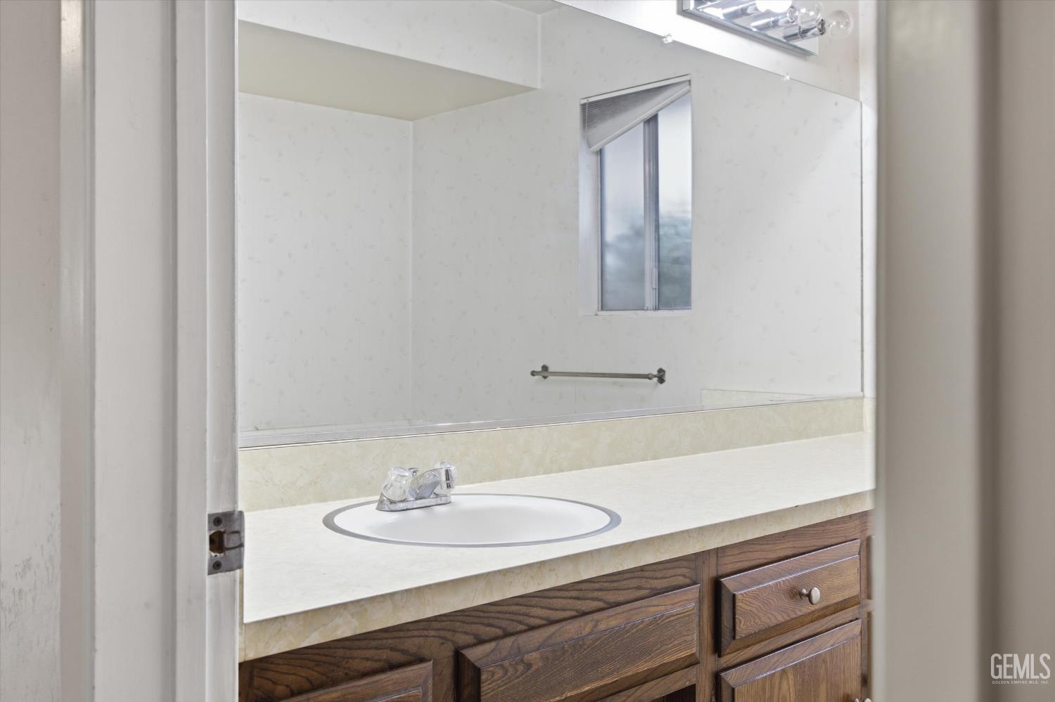 Undisclosed Address Bakersfield, CA 93309 - Photo 9 of 41