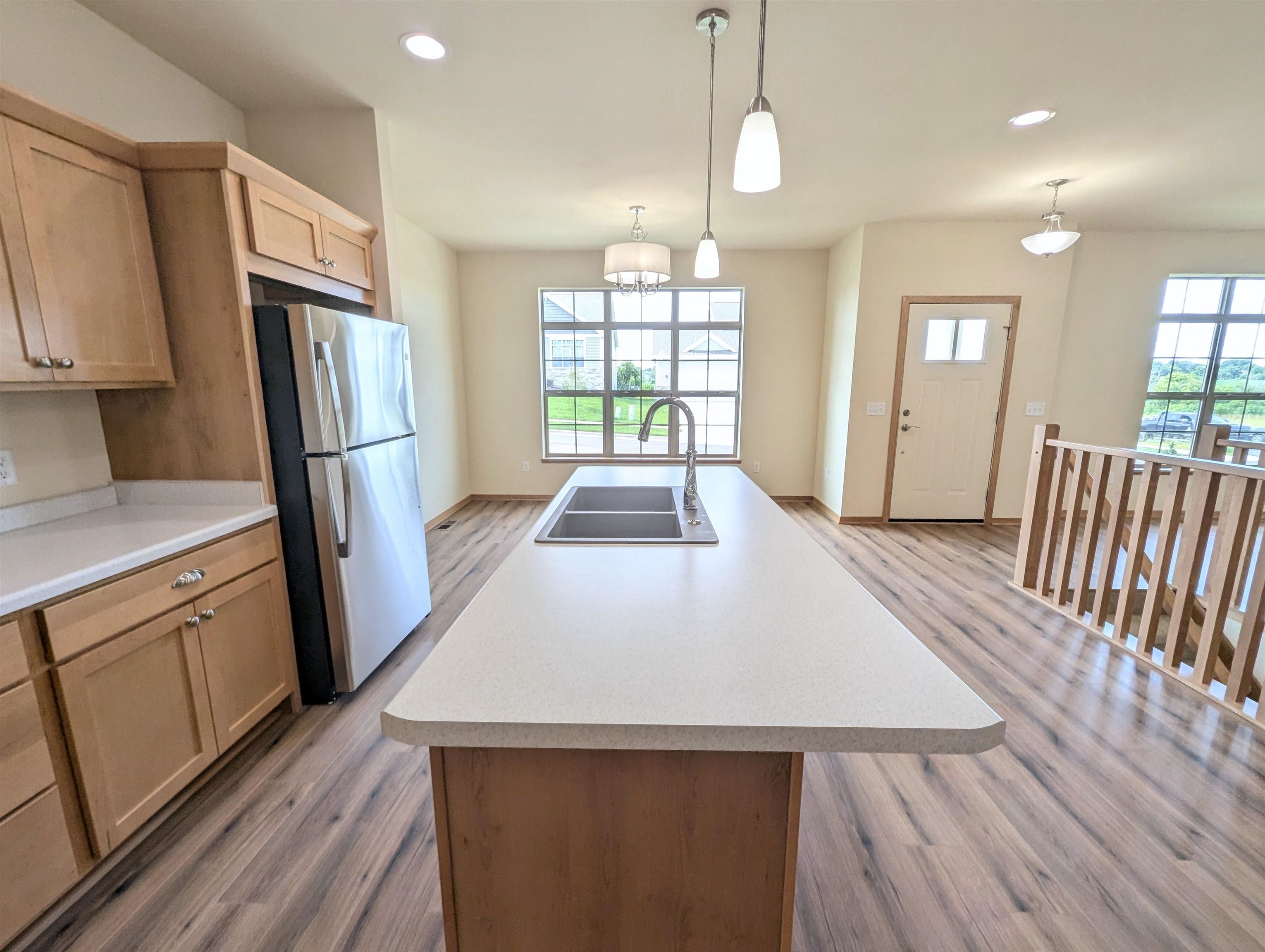 4817 Suelo Road Fitchburg, WI 53711 - Photo 9 of 33
