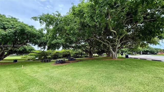 $2,550 | 2617 Southeast 27th Drive, Homestead, FL 33035