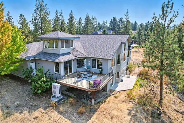 $927,500 | 1607 East Wildflower Lane, Spokane, WA 99224