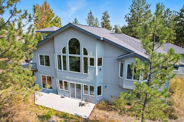 $927,500 | 1607 East Wildflower Lane, Spokane, WA 99224
