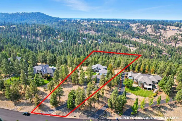 $927,500 | 1607 East Wildflower Lane, Spokane, WA 99224