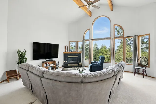 $927,500 | 1607 East Wildflower Lane, Spokane, WA 99224