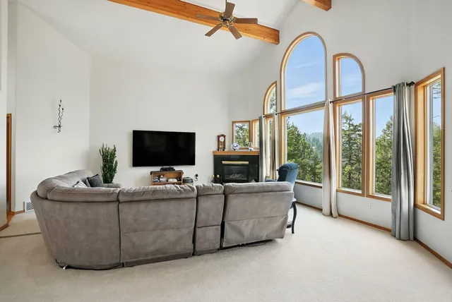 $927,500 | 1607 East Wildflower Lane, Spokane, WA 99224