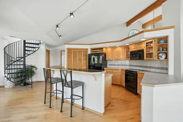 $927,500 | 1607 East Wildflower Lane, Spokane, WA 99224