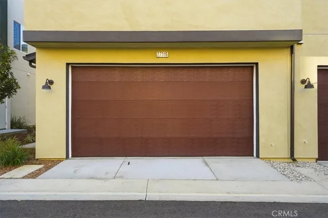 $713,416 | 27315 Bear Creek Lane, Valencia, CA 91381