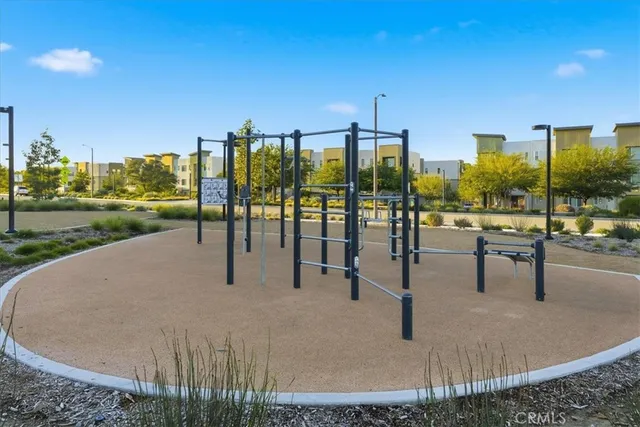 $713,416 | 27315 Bear Creek Lane, Valencia, CA 91381