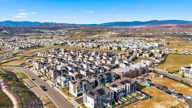 $713,416 | 27315 Bear Creek Lane, Valencia, CA 91381