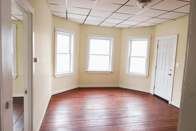 $2,000 | 159 Covel Street, Unit 2, Fall River, MA 02723