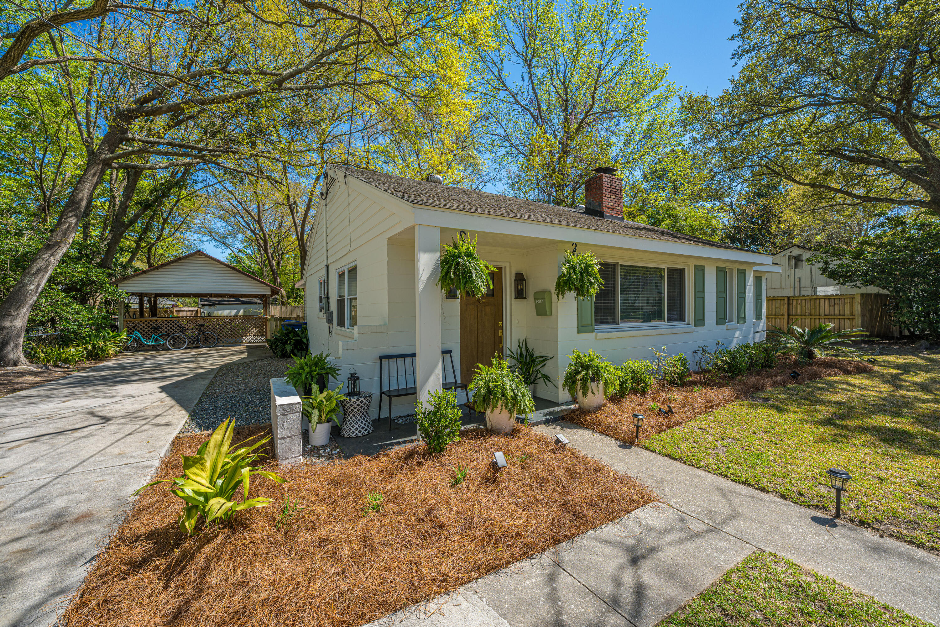 6 Stratford Road Charleston, SC 29407 - Photo 2 of 35 6StratfordRdREDO002