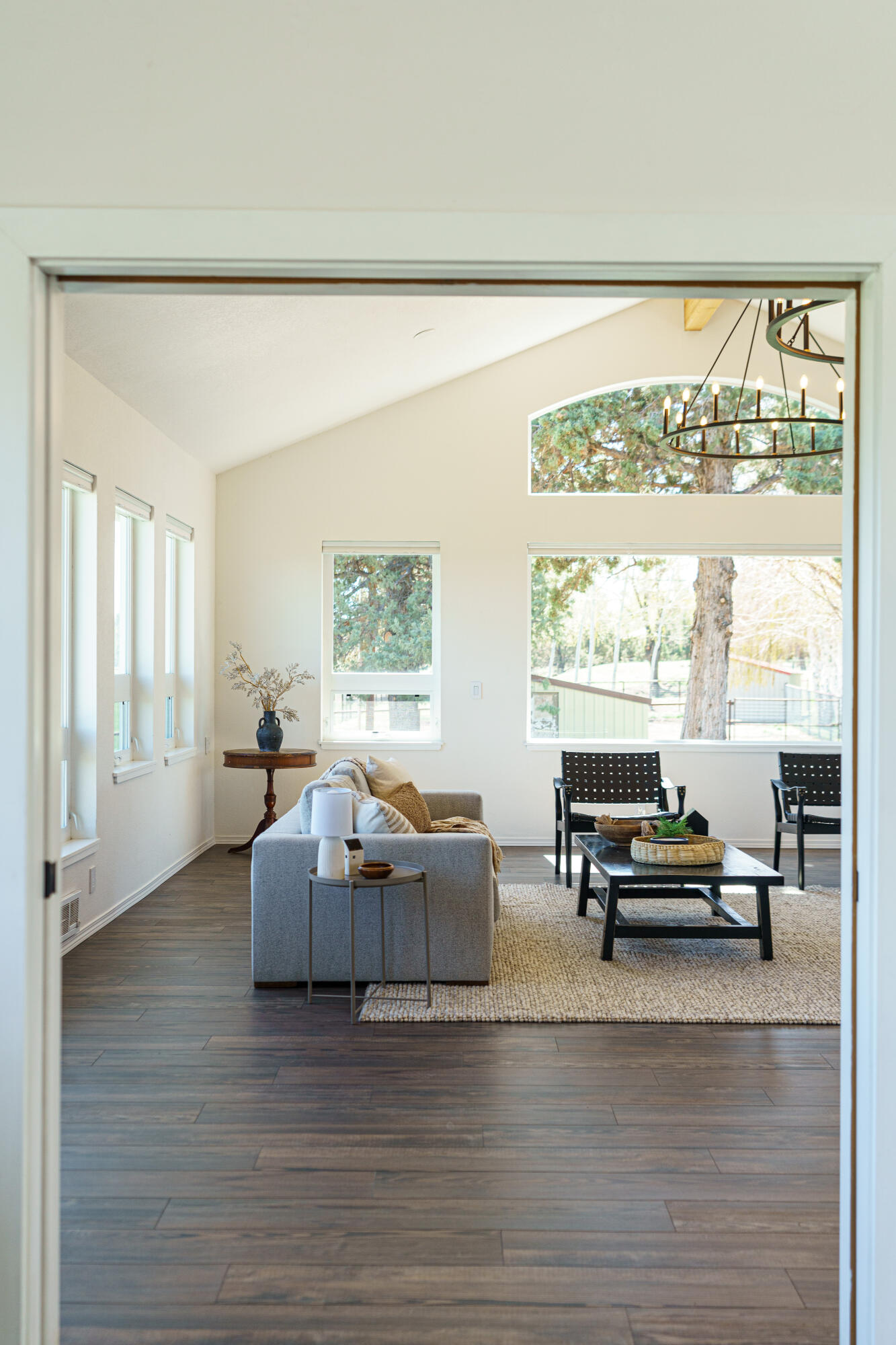 61265 Ward Road Bend, OR 97702 - Photo 17 of 66 61-print-Riley Visuals-10
