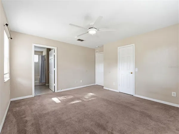 $2,000 | 15123 Deer Meadow Drive, Lutz, FL 33559