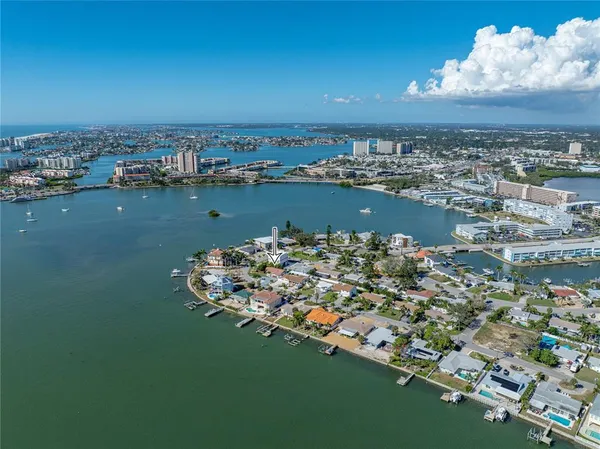 $4,500 | 7125 South Shore Drive South, South Pasadena, FL 33707