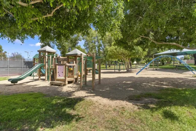 $880,000 | 5137 Abuela Drive, San Diego, CA 92124