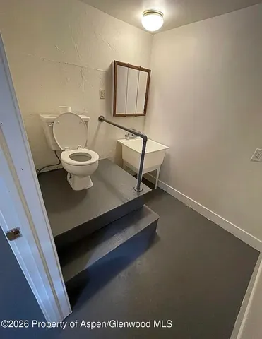 $1,900 | 3882 West 6th Street, Craig, CO 81625