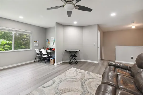 $3,300 | 19426 Sandy Springs Circle, Lutz, FL 33558