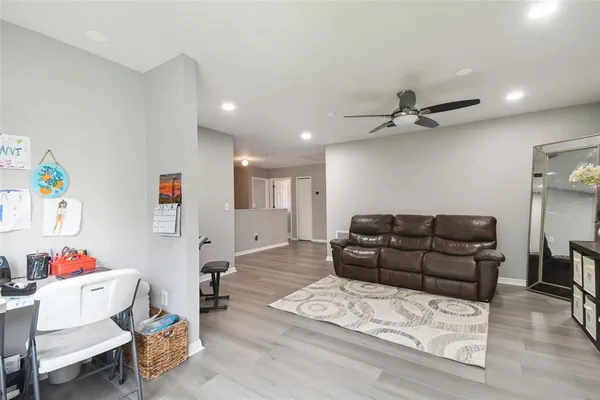 $3,300 | 19426 Sandy Springs Circle, Lutz, FL 33558