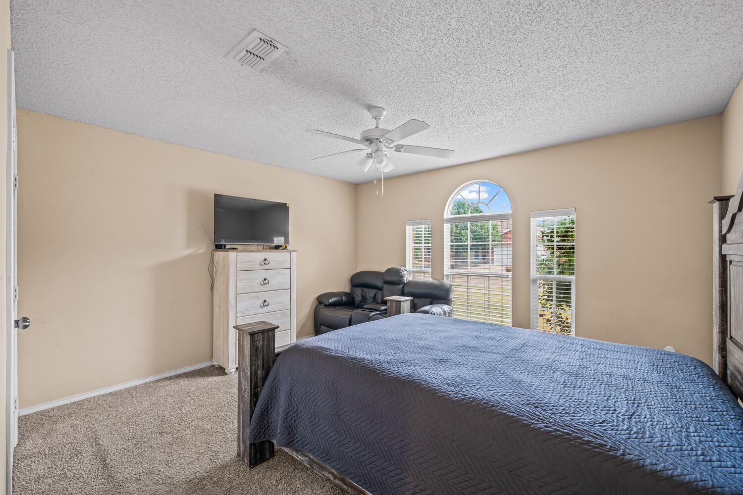 6704 89th Street Lubbock, TX 79424 - Photo 15 of 25 6704 89th St-18