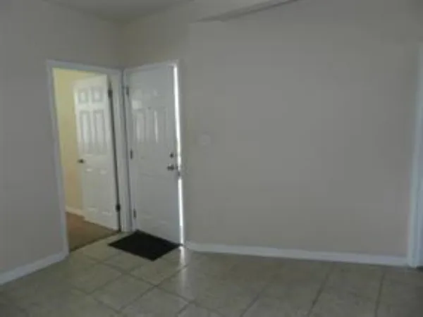 $800 | 1505-4 Hudson Street, Unit 4, Tallahassee, FL 32301