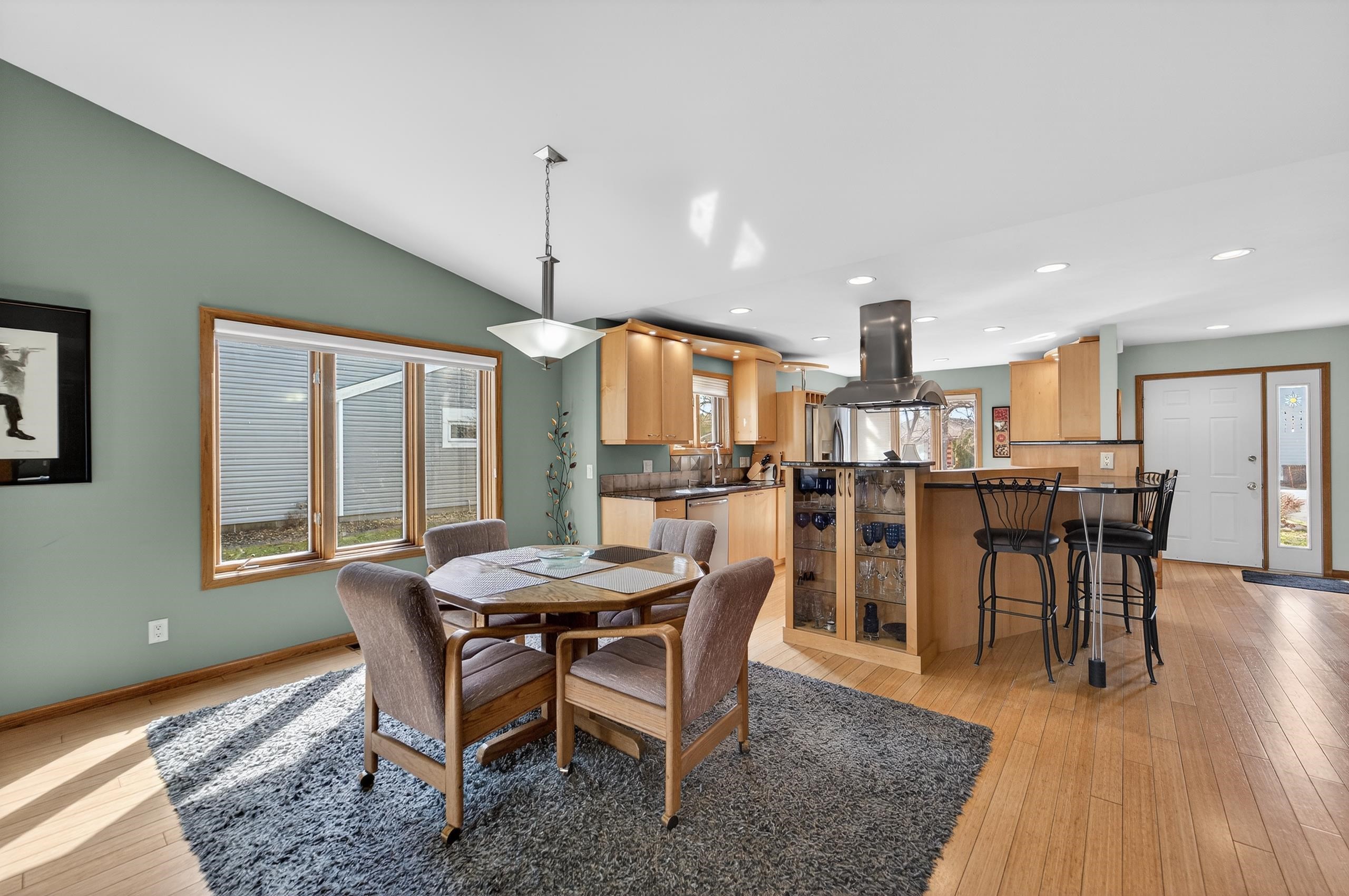 5316 Lighthouse Bay Drive Madison, WI 53704 - Photo 6 of 51
