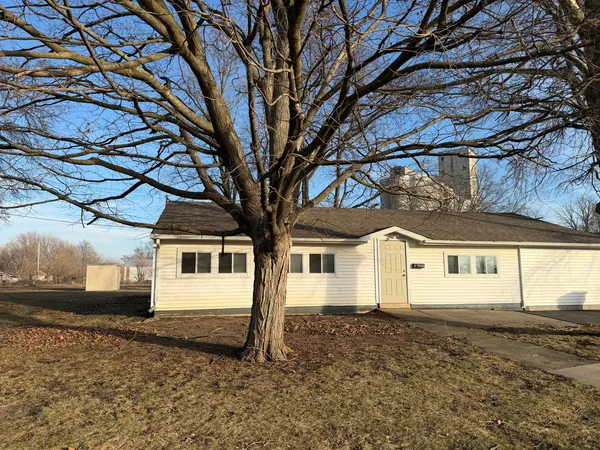 $172,000 | 820 North Plum Street, Farmer City, IL 61842